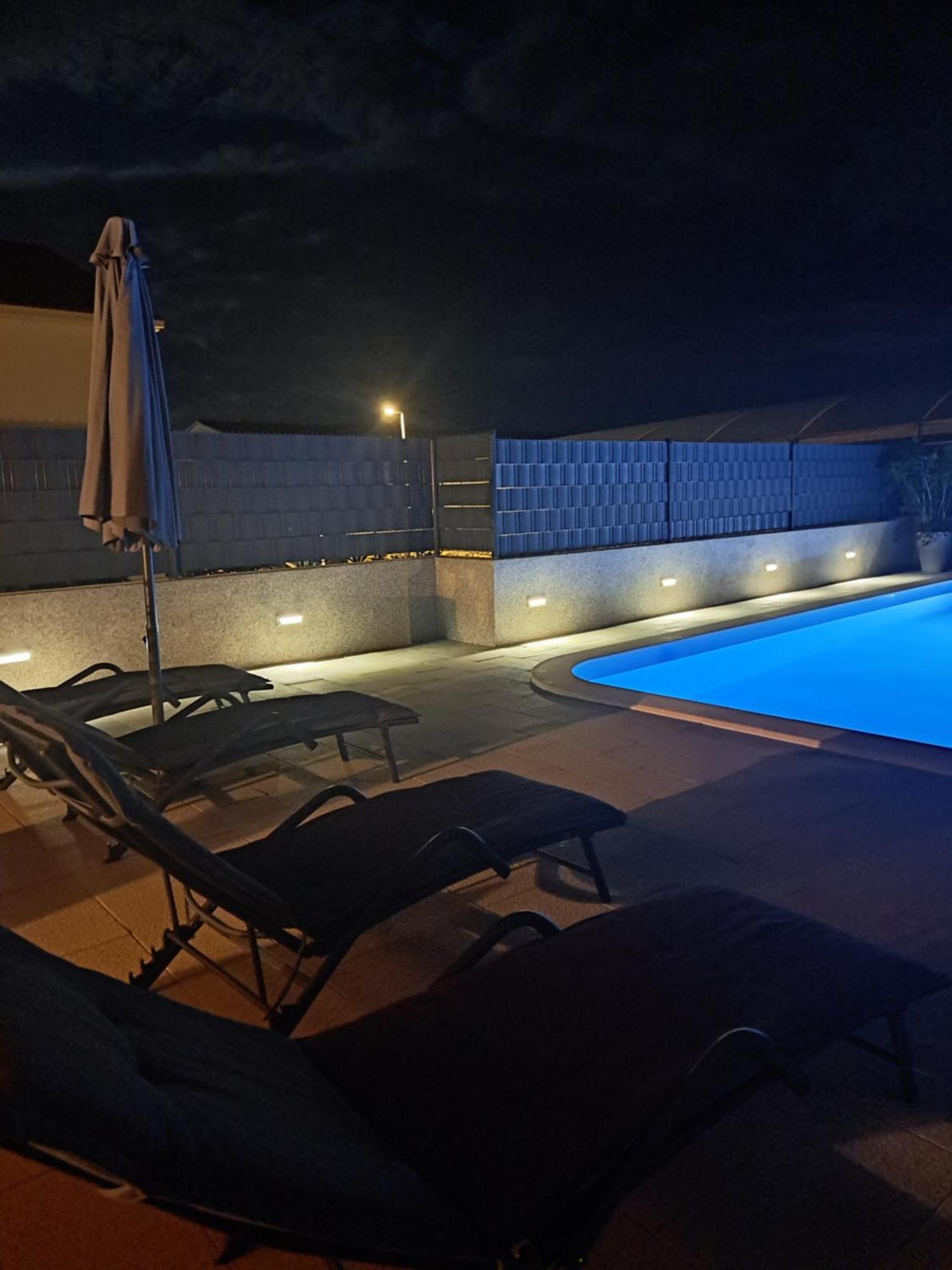 Villa Apartment Aa 2 Trogir Exteriör bild