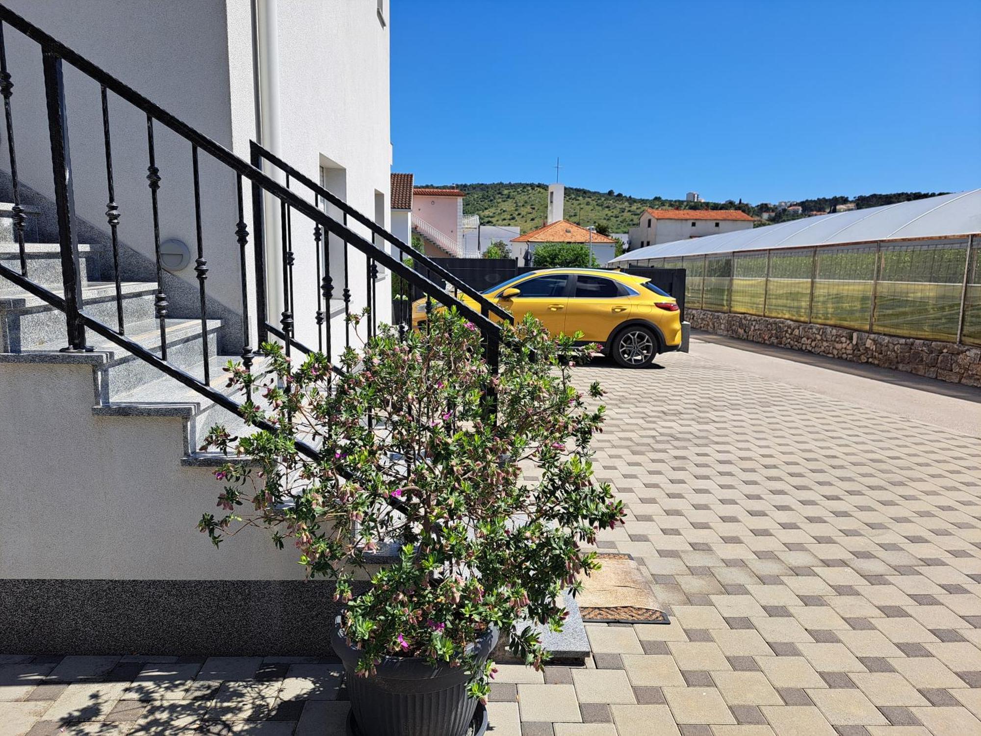 Villa Apartment Aa 2 Trogir Exteriör bild
