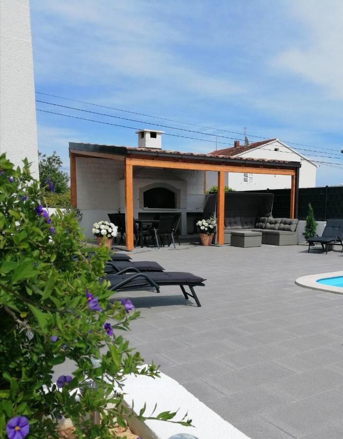 Villa Apartment Aa 2 Trogir Exteriör bild